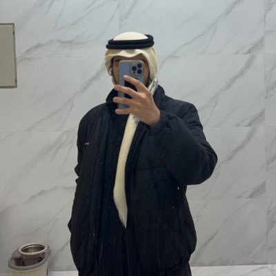 rcllii's profile picture. Medical student | @redbullracing