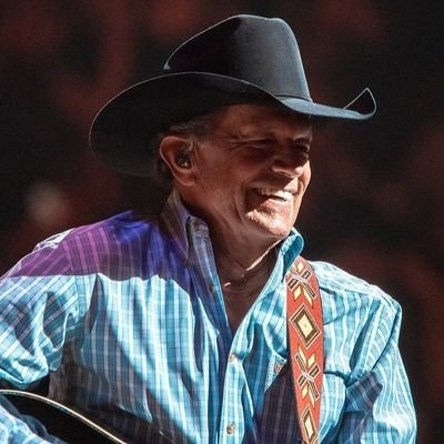The Official Twitter of George Strait.
#honkyTonkTimeMachine Out Now!