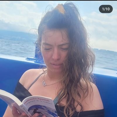 N'imaginez pas qu'il faille être triste pour être militant même si ce que vous combattez est abominable 🔻🇵🇸