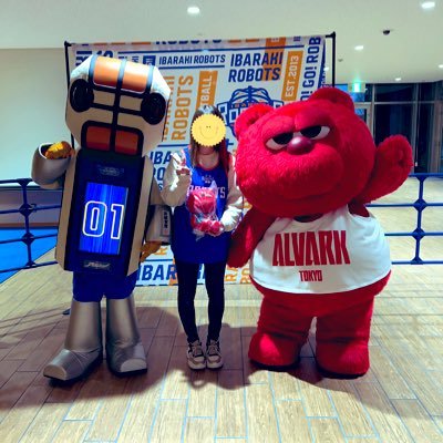茨城ロボッツ🤖🏀 箱推しだけど特に #13 中村功平推し💙🧡 中大トリオ🫶 ロボブー❥❥2022-23season〜🔰 ⚠️無言フォロー失礼します🙇♀️ ただのスポーツ好き(^^)/ちびっ子ブースター ❥❥ #14 久岡幸太郎 & 中大トリオ推しʚ♥ɞ