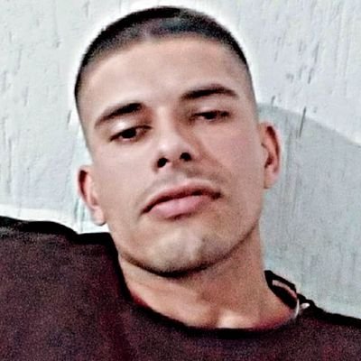 Ouça meu novo lançamento 'CONTROVERSO', em todas as plataformas digitais!