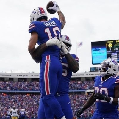 tottenham hotspurs buffalo bills and new york knicks fan•17