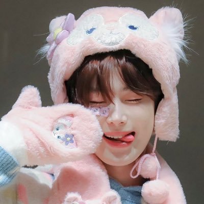 ddeonuville's profile picture. i’m moving closer to you #선우 ໒꒱ ˚⁎⁺˳ . | rt bot