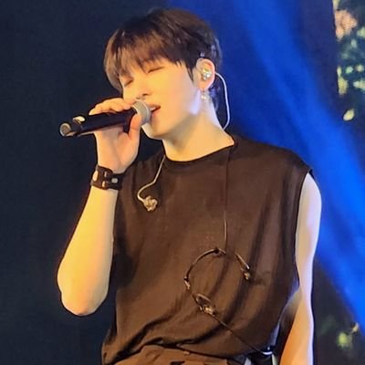 SABOtage_CHICK's profile picture. Struggling but still kicking 🐿🐥🐰🐯🐶
ONEUS ~ SKZ ~ ATEEZ ♡ prolific concert attendee