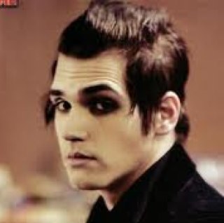 MikeysLankiness's profile picture. Hey, I'm Mikey. *grins* I'm dating the lovely @Alistongue. She is amazing♥