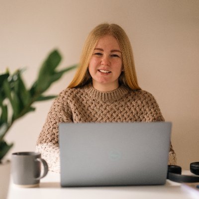 chloetheva's profile picture. Email Management | Calendar Management | Social Media Support
Let's conquer your to-do list together!💪
📧 hello@chloetheva.com