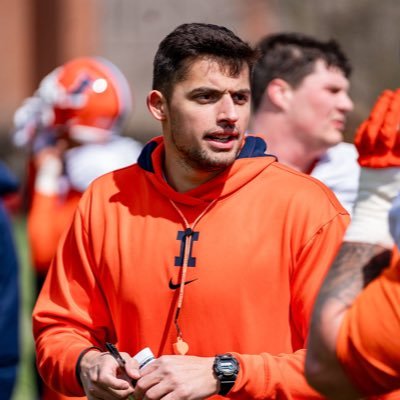 @IlliniFootball OLB Graduate Assistant - @UST_Football Alum - Wisconsin Born and Raised - “Life is not supposed to be easy”