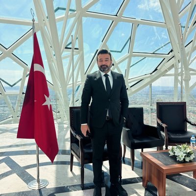 Şehir Plancısı | Beşiktaş JK Kongre Üyesi 33571 | 2014-2019 Keçiören Belediye Meclis Üyesi | 2019-2023 Ak Parti Keçiören Yerel Yönetimler Başkanı