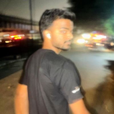 madebyraj__'s profile picture. User Experience Designer and a Observer.