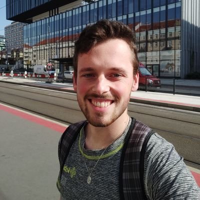 RandulaLibor's profile picture. 