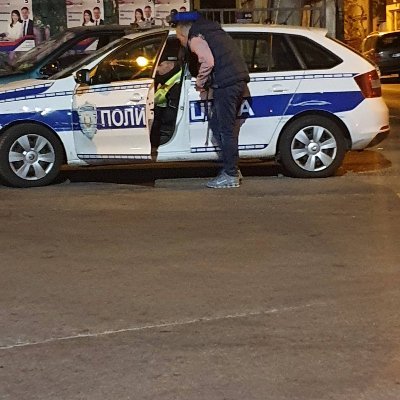 Bolje je biti zdrav i bogat, jer ako si siromasan dzabe ti sto si bolestan
Antifašista i antikomunista