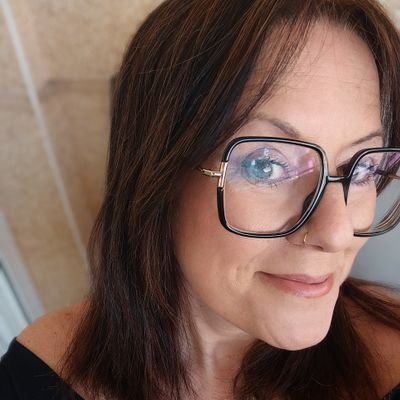 Me apasionan las redes sociales, inquieta y con ganas de aprender cada día. Interesada por el arte, la cocina y el marketing de contenidos.#Copywriter #Redactor