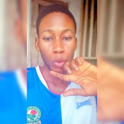 hi just follow me back if I follow you 🥰🙌❤️

Main acct: @benellah_