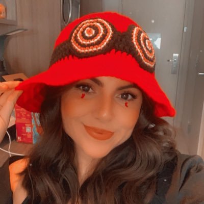 monsibarra's profile picture. 27 • cancer ☼ • she/they • 🇲🇽 • 🏳️‍🌈 bi • 【=◈︿◈=】