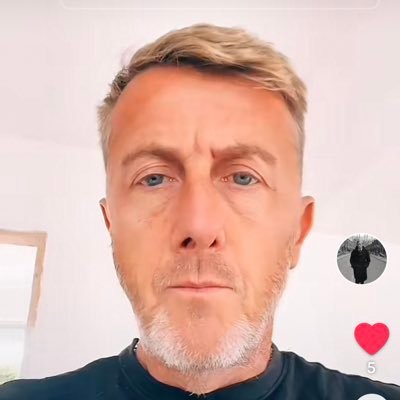 CoveredInHair's profile picture. Performer,Writer,Practitioner. #thethursdaymurderclub Frontman/Composer/forever a DJ Always creating Plays Screenplays Songs Rep info@marylizmanagement.com