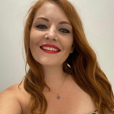SELF GROWTH ✨ ADHD 🧠Nutritionist 🍏 FX trader 📈 NETWORK MARKETER & UGC Content Creator 📸 life is more than a 9-5 DM me to get out the rat race 💻📲