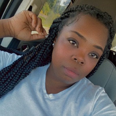 Mz_Loving_Her's profile picture. 