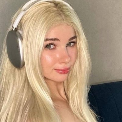 blond_ellie69 Profile Picture