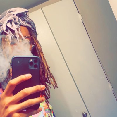 xDlowski ~6’8~ 💜xEnjoy my thoughts+Songs💚… And If u Don’t, click another one lol… xBig yourself up too tho💯 xNot just the ppl you wish u knew‼️x~FOLLOW ME~x