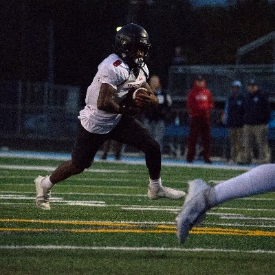 C/O 26’ | 5’8-160 LBS | RB | @shakopeetf @saberfootball16 | 40 (4.44) | 100 (11.6) | 200 (22.91) - josephtaye1233@gmail.com