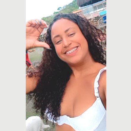 ''Tenha fé, porque o tamanho da sua espera é o mesmo da sua recompensa.⭐..
Futura Fisioterapeuta 💚
