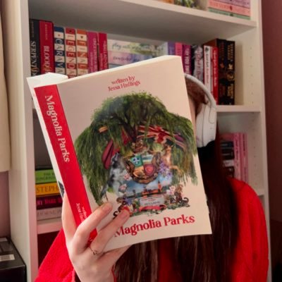 Megan_Jor's profile picture. insta: Megan_Jor // she/her✨