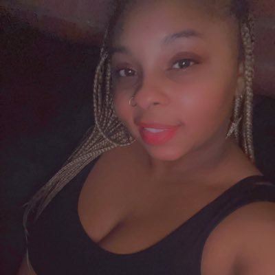 Queens__Corner Profile Picture