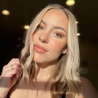 shiana_martens's profile picture. 