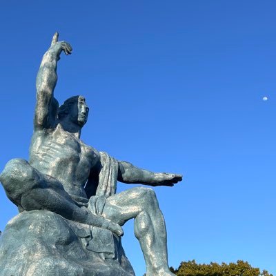 ATMIC1313's profile picture. 大阪が大好きです。大阪が変な都市になっていくことが許せない。また、天下りで偉そーにしてるバカな役人が大嫌いです 無言フォローは、お許しください