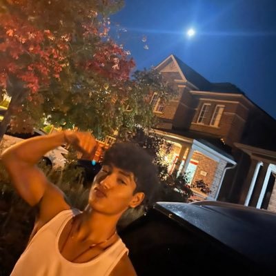 tej_0p's profile picture. 