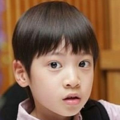 pillowpowlock's profile picture. stress dikit ngaruh wir😪 susuwe (suka-suka gwe)