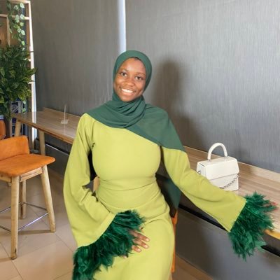 royy_haan's profile picture. I do YouTube full time ⬇️❤