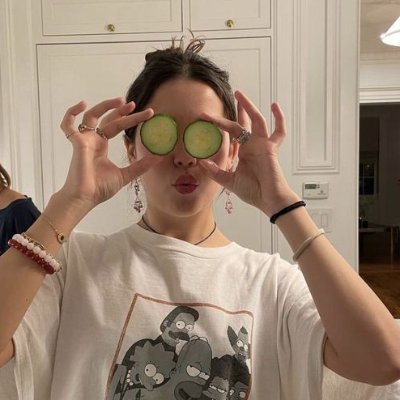 corediaries's profile picture. 