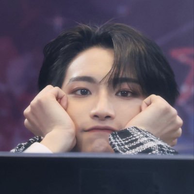 3Chin0410's profile picture. SVT 李知勳｜ATEEZ 朴星化 ｜TXT 崔杋圭 ｜01🇹🇼｜ 熱愛嗑CP｜極度雜食派｜INFJ
