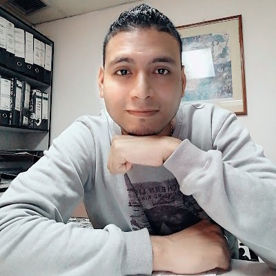 H3ct0r_FS's profile picture. Licenciado en Administración de empresas.