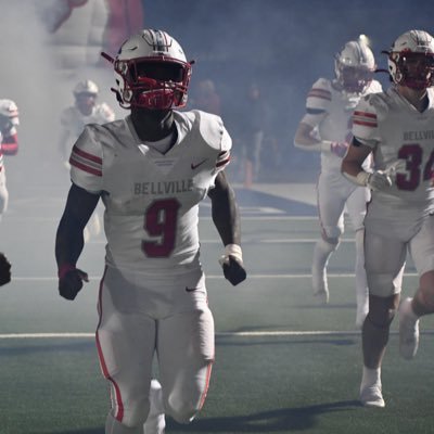 Bellville High school ‘25| RB/LB | 5’9 | 205 IB | 4.58 40 |