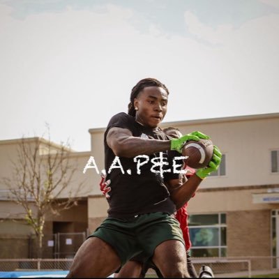🇳🇬Tight End/Edge • Cole HS. 6’4 220lbs Hand Width-10.75 inches • 12 D1 offers• 3 D2 offers https://t.co/P4B4bYY6V7 NCAA ID: 2204503157 4.0GPA