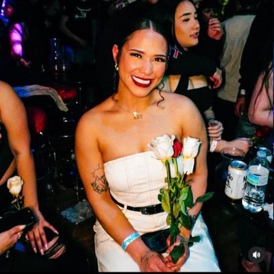 chelipaz14's profile picture. 