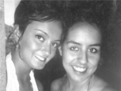 Merrixuw's profile picture. I'm basically your average girl; a little bundle of contradictions. I'm a full-time student and I work part-time so I'm usually very busy.