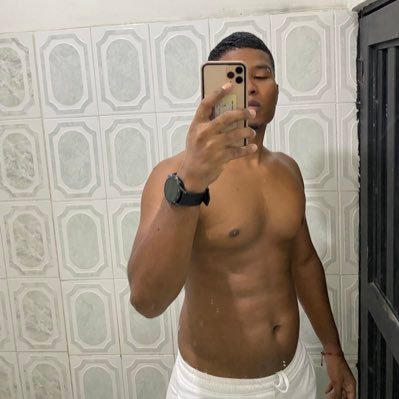 IVidal9's profile picture. 