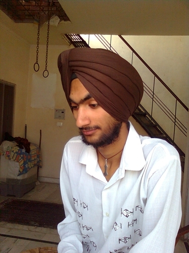 I AM A STUDENT . I BELIEVE IN TRUE LOVE . SKETCHING IS MY HOBBY AND I LOVE SKETCHING .