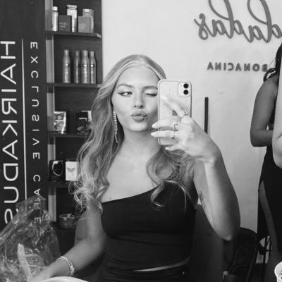 milesierra2's profile picture. The essential is invisible to the eyes ✨