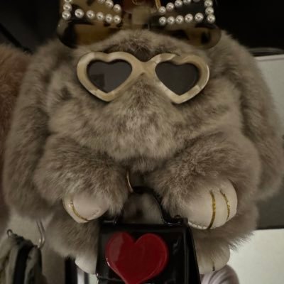 kV6jKvSNA284497's profile picture.