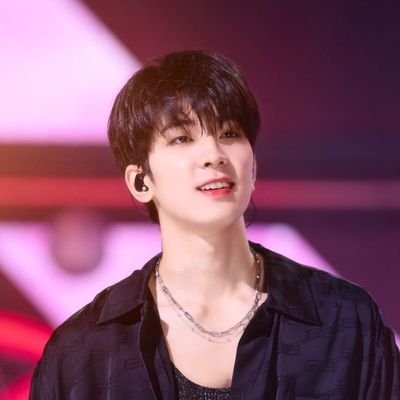 hy oll !! this is kpop account ( can be a random ?? ) ~ caratdeull || strictly gf wonwoo😋🤍 || ~ akun au ada di @sweetsmile_07 🙌🏻