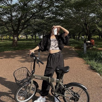 xunw126302's profile picture. 