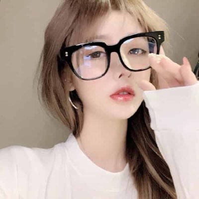 3100rDyT3MV5h3's profile picture. 条件が合えばセックスもできますのでLINE追加してください：app9327
