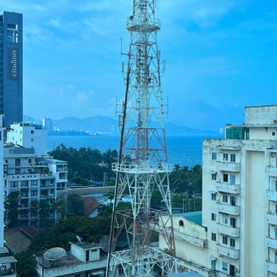 omarwadareda's profile picture. 不労所得でベトナム界隈をウロウロしているおっさん。心は中学生だから勘弁してね。