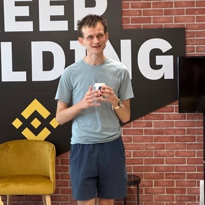 Vvvzzzszeth's profile picture. ？？？