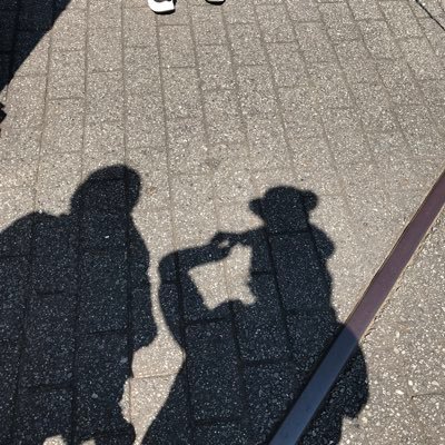 緩すぎるオタク🐶普段ヘッダーの子がいる界隈にいます。まあまあいい大人。ライブ含め彼らの視界に入るイベントには参加しません。会場限定のシリアル常に求めてます。