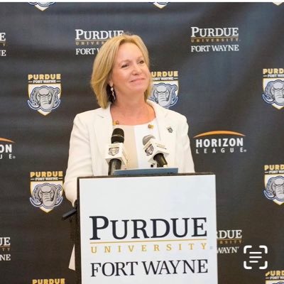 Purdue Fort Wayne Director of Athletics, Mom, Fort Wayne proud, outdoor enthusiast, and competition junkie. Go Dons!